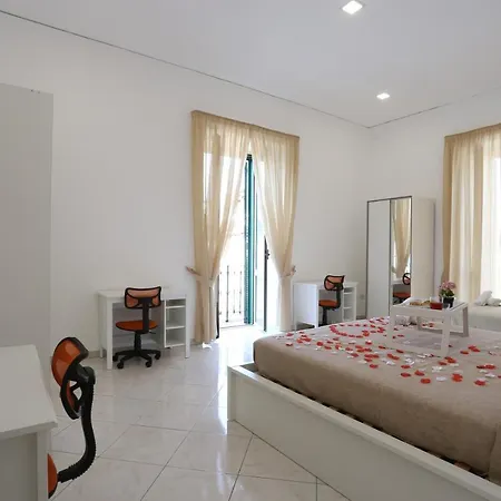Alojamento de Acomodação e Pequeno-almoço B&B Dolce Risveglio Nápoles