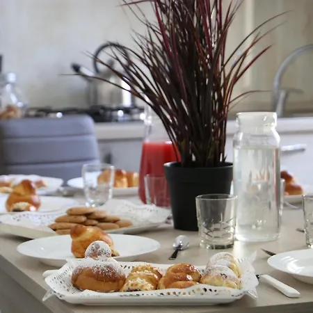 B&B Dolce Risveglio Bed & Breakfast Naples